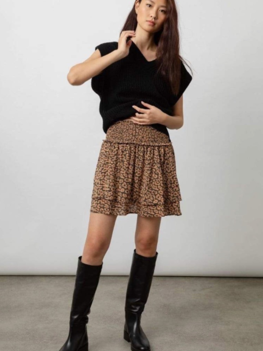Rails Addison Pull On Smocked Elastic Waist Mini Skirt Batik Cheetah Size Medium